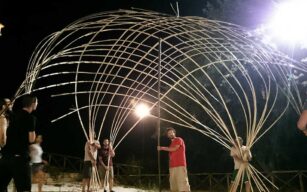 Gazebo con stecche di bamboo intrecciate – costruzione partecipata a Castello Dub