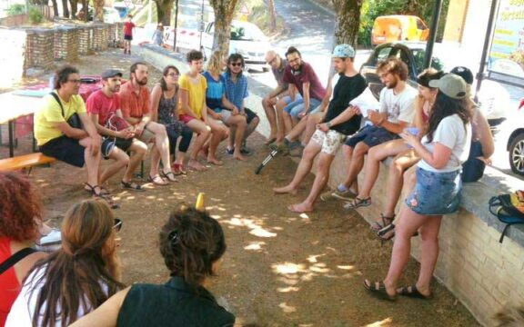 Piccoli laboratori sul bambù – Borgofuturo Social Camp