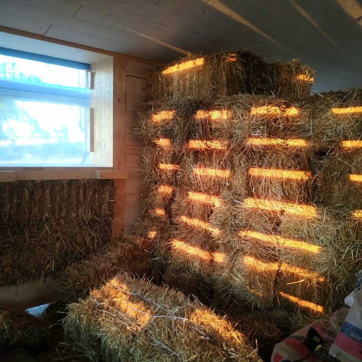 I 4 tipi di case in paglia